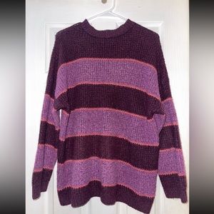American eagle sweater: Size M